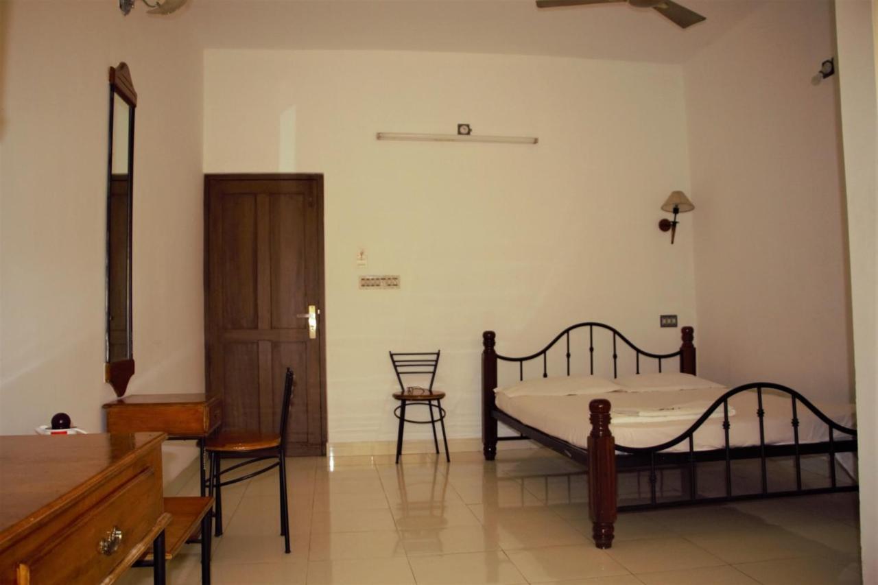 Hotel East Coast Thiruvananthapuram Exterior foto